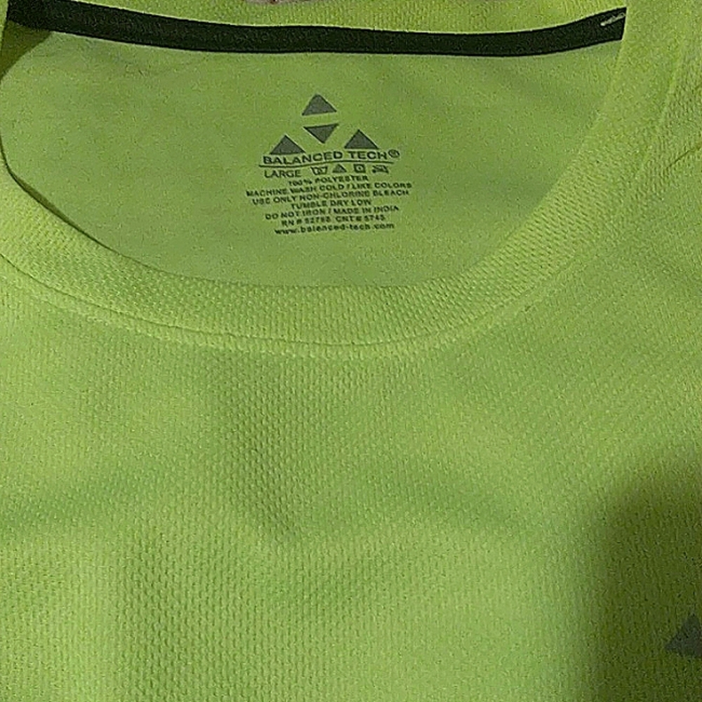 Sport shirt, size Large